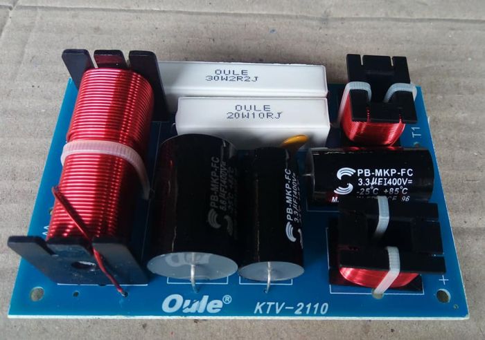 MACH PHÂN TAN 1 BASS, 2 TREBLE KTV 2110