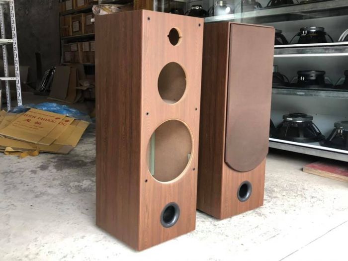 THÙNG LOA CÂY BASS 30, MID 20, TREBLE DIA